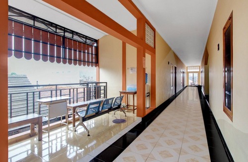 Yogyakarta House | Budget-Friendly Twin Stay w/Free WiFi