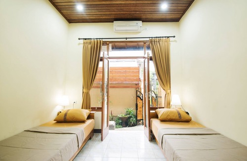 Pengosekan Hostel | Bulan Bali Guest House