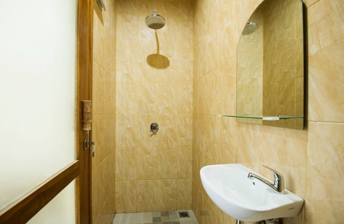 Pengosekan Hostel | Bulan Bali Guest House