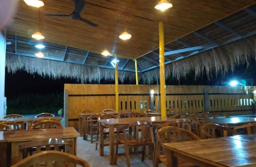 Penida Island Bed & Breakfast | Bunk Bed Room Nusa Penida 8 Pax