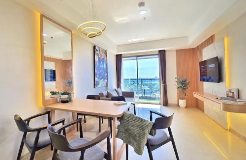 Pantai Indah Kapuk Apartment | By The Sea By SanLiving - 3BR & 1 Room - Near PIK Avenue Mall