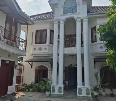 East Jakarta House | C Four Homestay