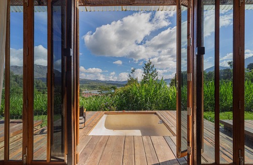 Kedisan Villa | Calidas Hill