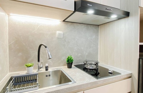 Kedungmanggu Apartment | Calming Studio Room At Apartment Lrt City Sentul - Royal Sentul Park