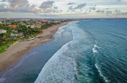Berawa Villa | Canggu Tropical Living in Artisan Teak Joglo Estate 50 meters to beach 2500 Sq M