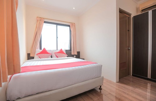 Cilandak Hotel | Capital O 141 Fatmawati Cozy Residence
