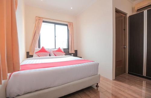 Cilandak Hotel | Capital O 141 Fatmawati Cozy Residence