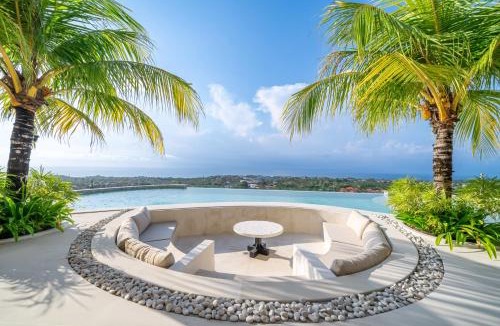 Uluwatu Villa | Casa Daria Sofia - Ocean Views Infinity Pool Escape with Cinema & Gym