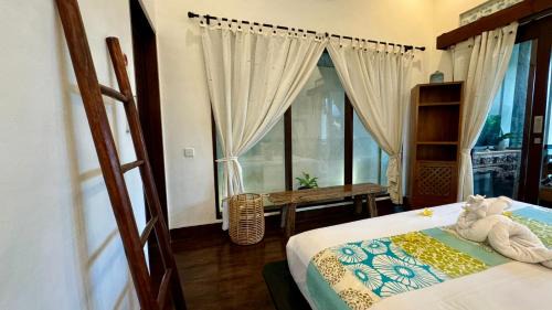 Sunset Road Villa | CASA PINARAK 1 I 3BR Private Villa near Seminyak