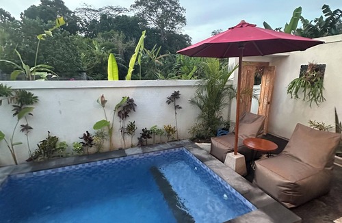 Kutuh Villa | Charming 1 bedroom private pool villa, living room and kitchen in southern Bali