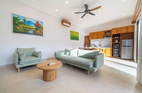Sanur Villa | Chic 3BR Villa 300m to Sanur Beach Pool & Patio