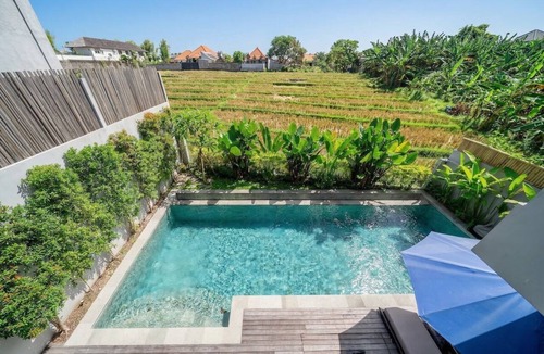 Padonan Villa | Chic 4BR Villa w/Private Massage Room & Huge Pool