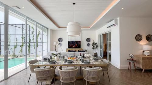 Sei Pinang Villa | Chic & Spacious 4BR Luxury Villa with Pool
