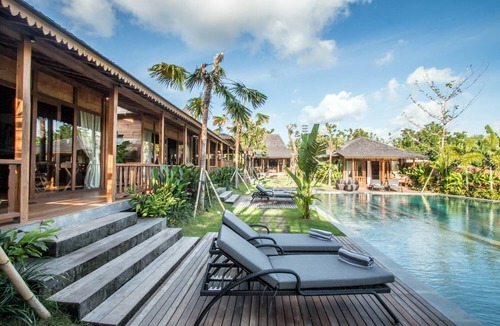 Banjar Semer Villa | CK5001-5BR Joglo Villa Rice View nr Canggu