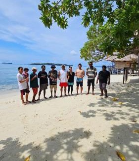 Yef Mo House | Coco Beach Homestay Raja Ampat