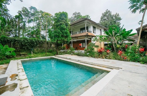 Lodtunduh House | Coco Family Healing by The Travel Ubud Bali