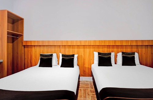Dinoyo Hotel | Collection O Bwalk Hotel Malang