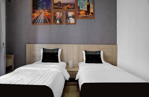 Serpong Hotel | Collection O Expressia Stay