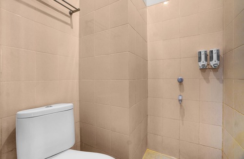 Serpong Hotel | Collection O Expressia Stay