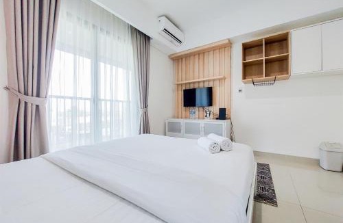 Pondok Aren Apartment | Comfort 1BR without Living Room Bintaro Embarcadero Apartment By Travelio