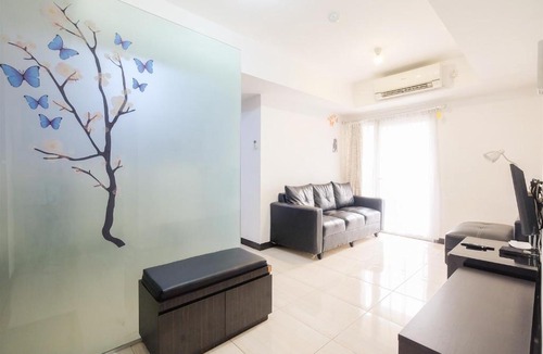 Karet Apartment | Comfortable 2BR The Wave Apartment near Epicentrum Kuningan by Travelio