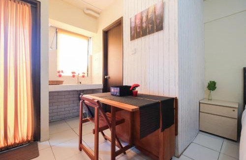 Kebagusan Apartment | Contemporary Studio at Kebagusan City Apartment By Travelio