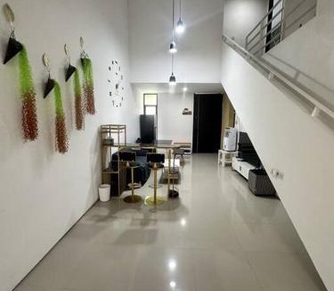 Banda Aceh House | Cozy 3BD Home w AC & Netflix