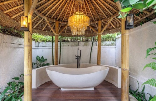 Penestanan Villa | Cozy 3BR Villa in Ubud w Garden Bath, Pool & Patio