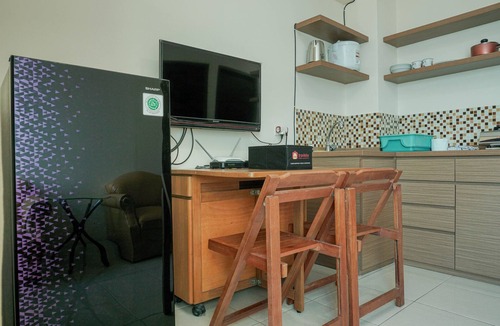 Kayu Putih Apartment | Cozy Living 1Br At Tifolia Apartment