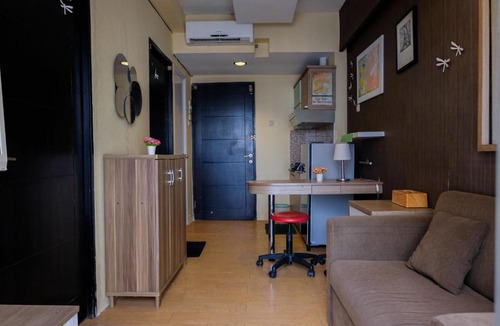 Binong Apartment | Cozy Stay 2BR Apartment @ Paragon Village By Travelio