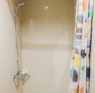 Cikokol Apartment | Cozy Studio Apartment at Tree Park City Cikokol By Travelio