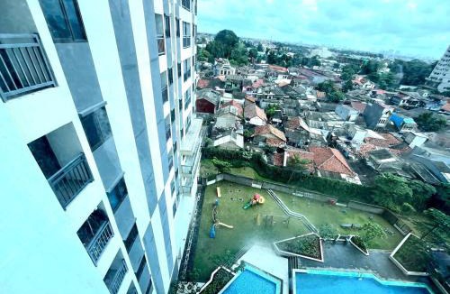 East Jakarta Apartment | Cozy Studio Next to Anywhere