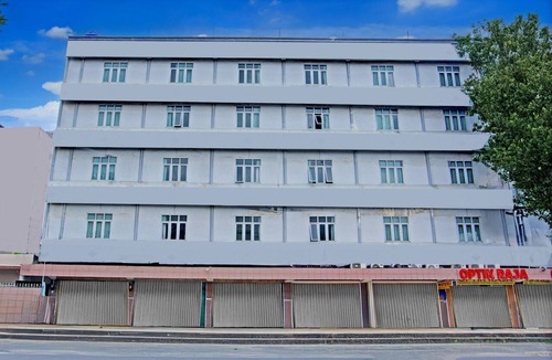Palembang House | Cozy Twin Escape with Free WiFi and Parking