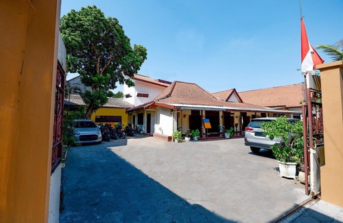 Laweyan House | Cozy Twin Escape with Free WiFi and Parking