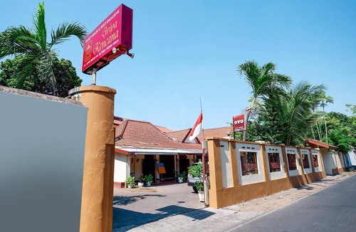 Laweyan House | Cozy Twin Escape with Free WiFi and Parking