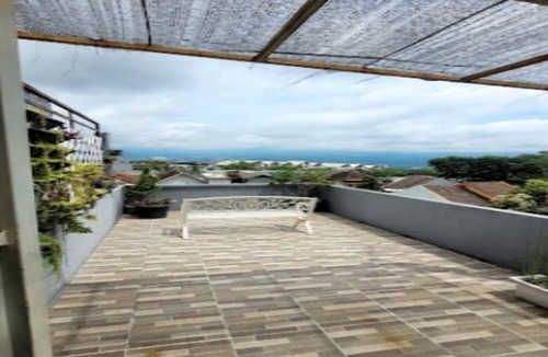 Oro Oro Ombo Villa | Cozzy Penny House Private Pool