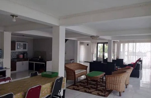 Pangalengan Villa | Cozzy Villa Mutiara Putih Pangalengan