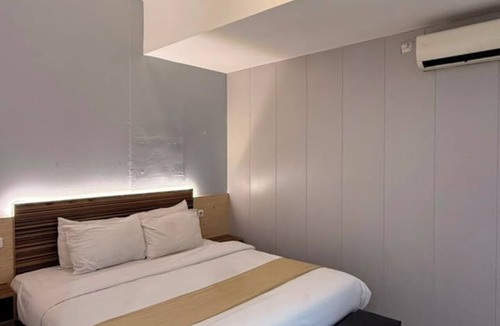 Kediri Hotel | De La Charis Hotel