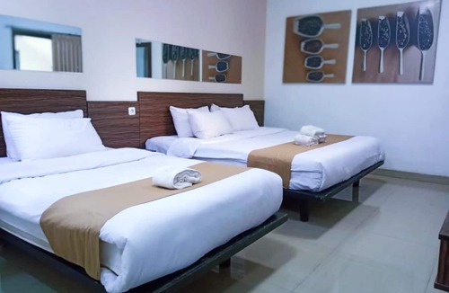 Kediri Hotel | De La Charis Hotel