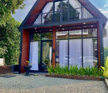 Megamendung Villa | Deju Cabin with Private Pool & Mountain View