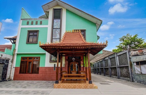Prawirotaman House | Deluxe Twin Retreat in Jogja