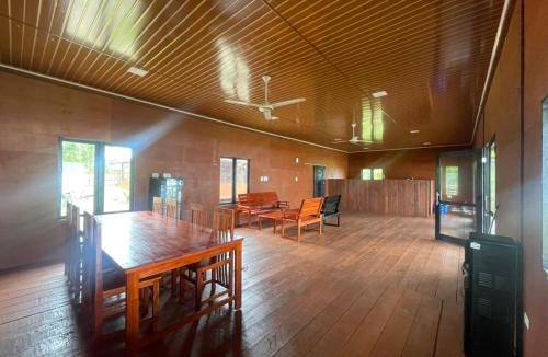 Simeulue Cabin | Dico Surf Point- Surf Lodge in Simeulue