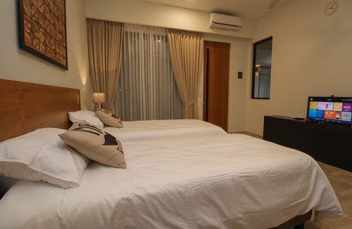 Grogol Utara Bed & Breakfast | Disco Studio (CoHaus)