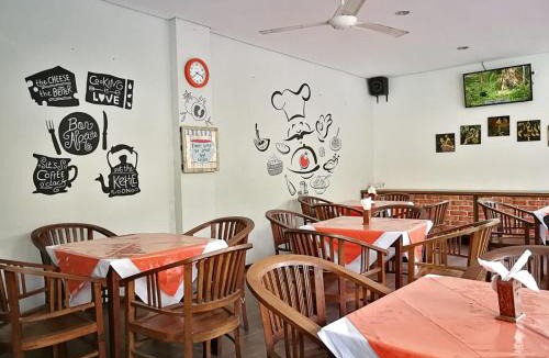 Sunset Road Hotel | Dlima Hotel Villa
