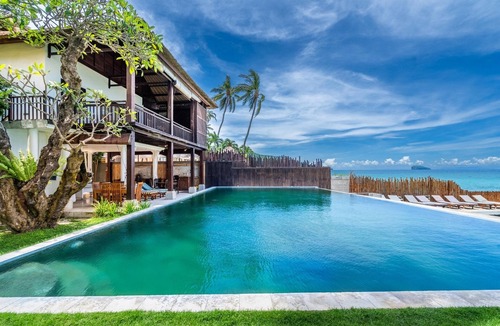 Candi Dasa Apartment | Double Room with Alley View | The Village of Angels Resort | Candidasa