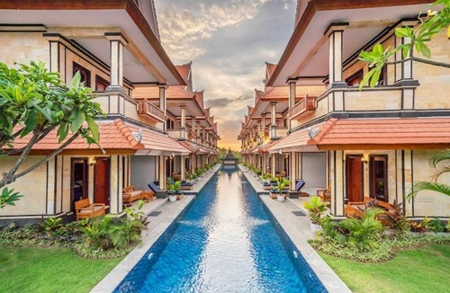 Batubelig House | Double Room Pool View