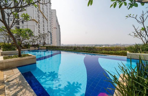 Jatinegara Apartment | Elegance 2BR @ Bassura City East Jakarta/Netflix