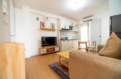 Jatinegara Apartment | Elegance 2BR @ Bassura City East Jakarta/Netflix