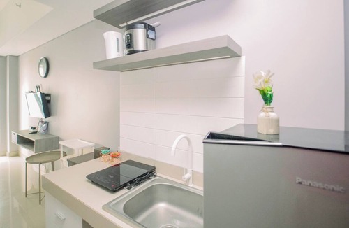 South Tangerang Apartment | Elegant Cozy Living Studio At Apartment Parkland Avenue