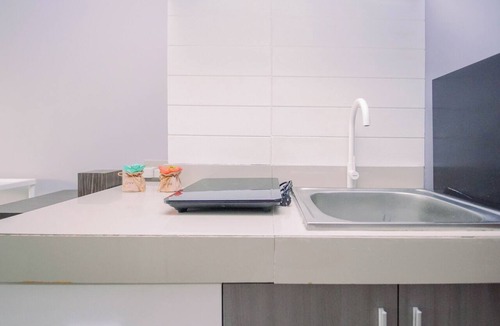 South Tangerang Apartment | Elegant Cozy Living Studio At Apartment Parkland Avenue